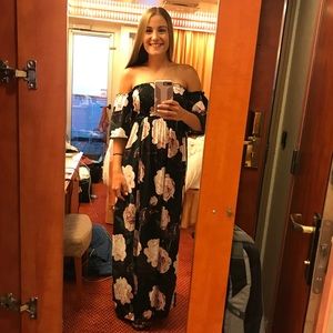 Floral maxi dress from Lulus size small